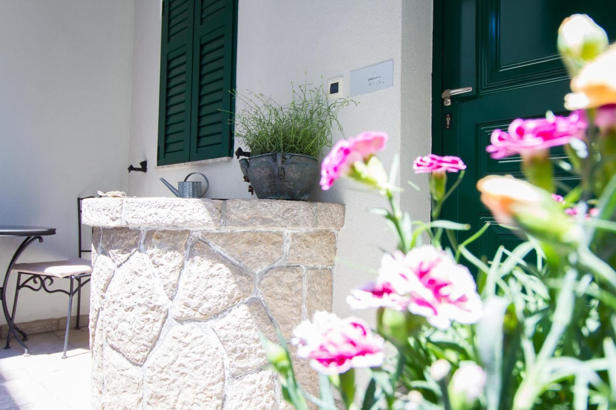 Apartments Petrinic Crnogaj Baška Eksteriør billede