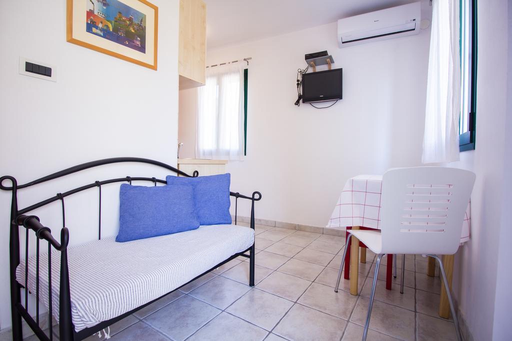 Apartments Petrinic Crnogaj Baška Eksteriør billede